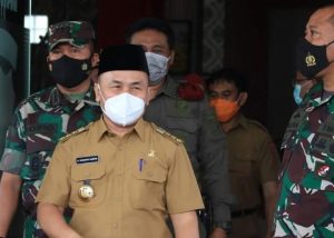 Gubernur, Danrem dan Kapolda Kalteng Tinjau Vaksinasi Massal di Mapolresta Palangka Raya