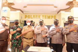 Bupati Amran Mahmud apresiasi inovasi Polsek Tempe dalam peningkatan layanan masyarakat