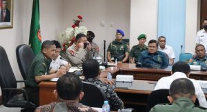 Hadiri Rapat Koordinasi Penanganan Masalah Konflik Pulau Haruku, Pangdam : Siap Dukung Pemerintah