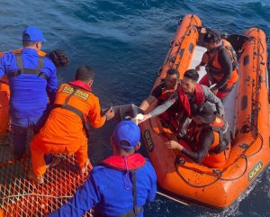 Nelayan yang Hilang di Perairan Desa Ouw berhasil ditemukan Tim SAR Gabungan