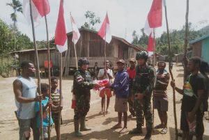 Kibarkan Bendera Merah Putih di Ujung Perbatasan