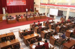 DPRD Landak Gelar Public Hearing Dengar Pendapat  Raperda Peradilan Adat Dayak di Kabupaten Landak
