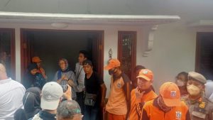 Kericuhan warnai eksekusi rumah selebriti Wanda Hamidah di Cikini
