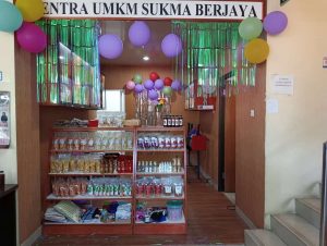 Hadiri Pembukaan Gerai UMKM Sukma Berjaya, Risdiana Wiryatni: UMKM Harus Didorong Untuk Go Global