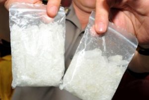 Asyik Pesta Sabu Bersama Warga, Oknum Polisi Ditangkap Satres Narkoba Polres Luwu Utara