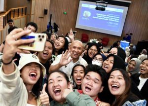 Menuju Negara Maju, KemenKopUKM Ajak Mahasiswa ITB Jadi Enterpreneur Milenial