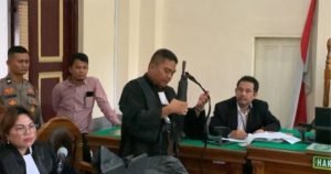 Jaksa: AKBP Achiruddin pakai senjata Polri todong Ken Admiral