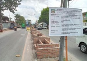 Proyek revitalisasi median jalan di Pematang Siantar korbankan pohon penghijauan