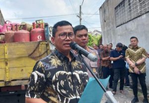 Pangkalan gas oplosan di Medan digerebek, ternyata sudah 6 bulan beroperasi