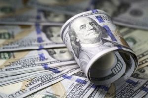 Pengaruh Dolar di Pasar Minyak Mulai Hilang: Sinyal Dedolarisasi Makin Kuat !