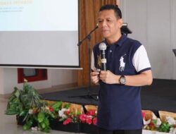 Melayani dan Menjual