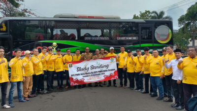 Pjs Walikota Metro Lepas 20 Peserta Study Banding ke DPC PWRI Kota Cirebon Jawa Barat