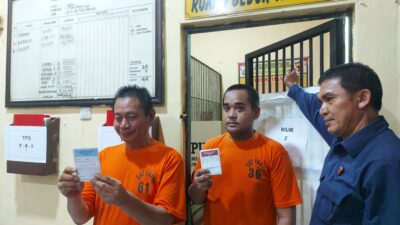 Polresta Cirebon Berikan Pelayanan Pencoblosan di TPS Rutan Polresta Cirebon