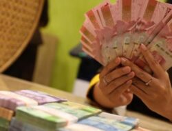 Bijak kelola keuangan saat krisis: investasi, dana darurat, atau cash?