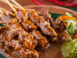 Inilah rekomendasi 10 tempat makan enak murah meriah di Medan