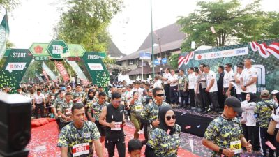 Sri Sultan Lepas Ribuan Peserta TNI Run 2025, Tekankan Sportifitas dan Kebersamaan