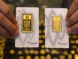 Harga Emas Antam Turun