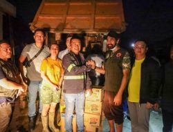 Dramatis, Medan Sulit Mualem Terobos Aceh Tamiang Antar Bantuan Tengah Malam