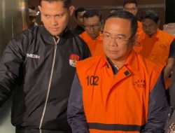 Bupati Pati Sudewo Bentuk Tim 8 Untuk Memeras Calon Perangkat Desa