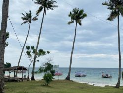 Pesona Pantai Bone Bula Donggala