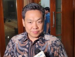 Komisi IX DPR kritik SPPG tutup sementara tapi dapar insentif, Charles Honoris: Pernyataan Dadan cacat logika