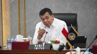 Wamen Imipas Silmy Karim Menyerahkan Diri ke KPK, Langsung Ditahan